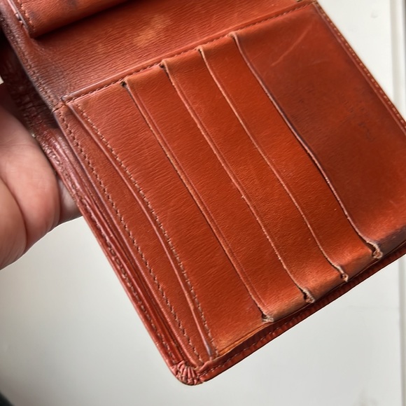 louis Vuitton Epi Snap fold wallet - Picture 9 of 9